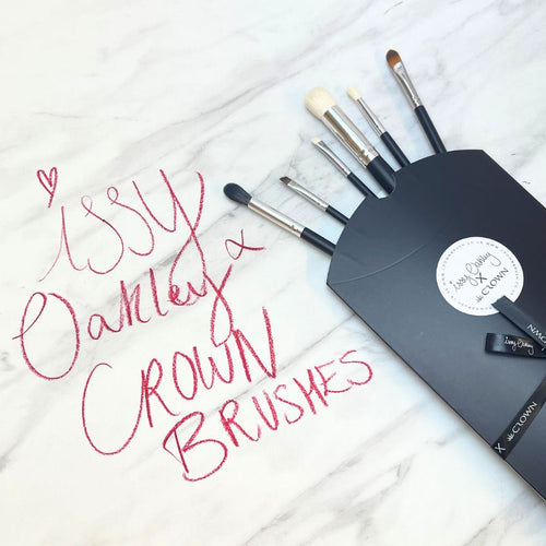 Issy Oakley's Eye Edit