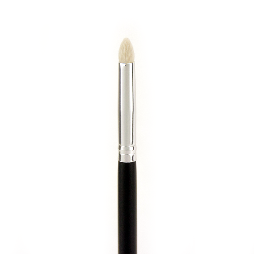 C515 Pro Precision Crease Brush - Crownbrush