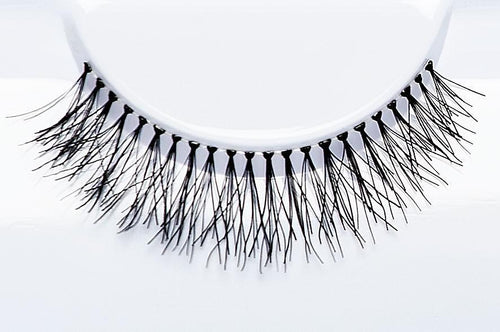 Melanie Lashes - Crownbrush
