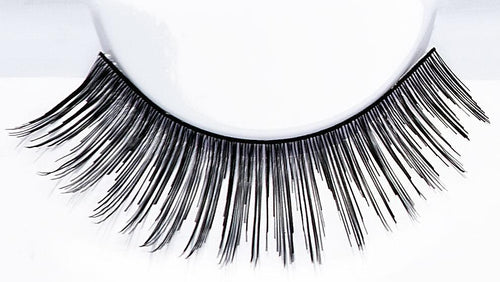 Hannah Lashes - Crownbrush
