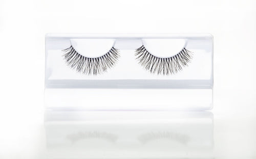 Lydia Lashes - Crownbrush