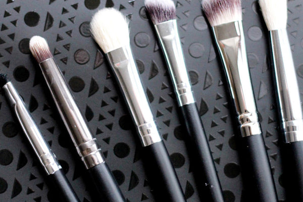 Six Essential Eyeshadow Brushes