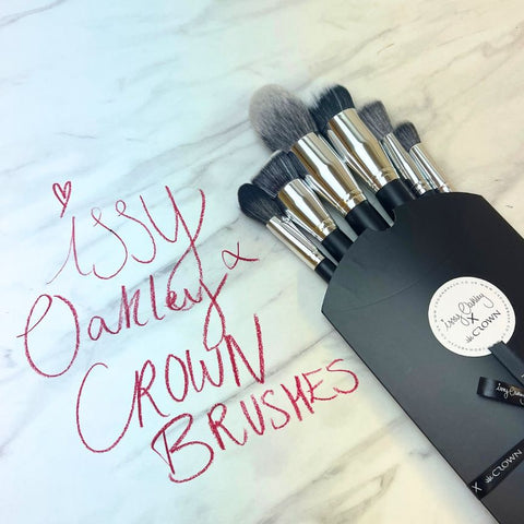 Issy Full Makeup Brush Edit.