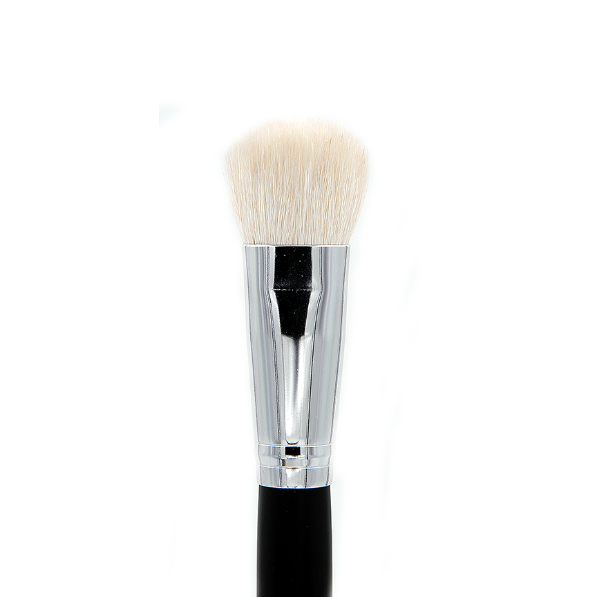 C472 Pro Chisel Blush Brush - Crownbrush